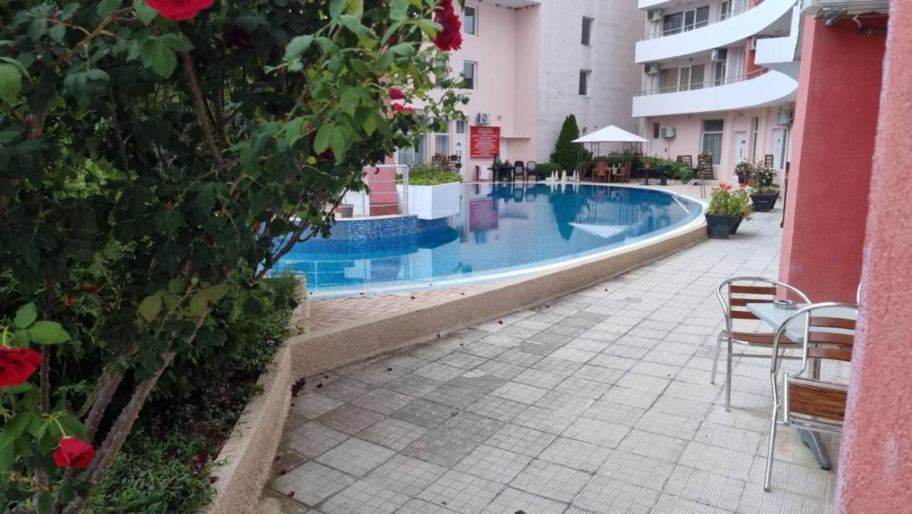 Бутикови Студиа Брита Kranevo Ngoại thất bức ảnh